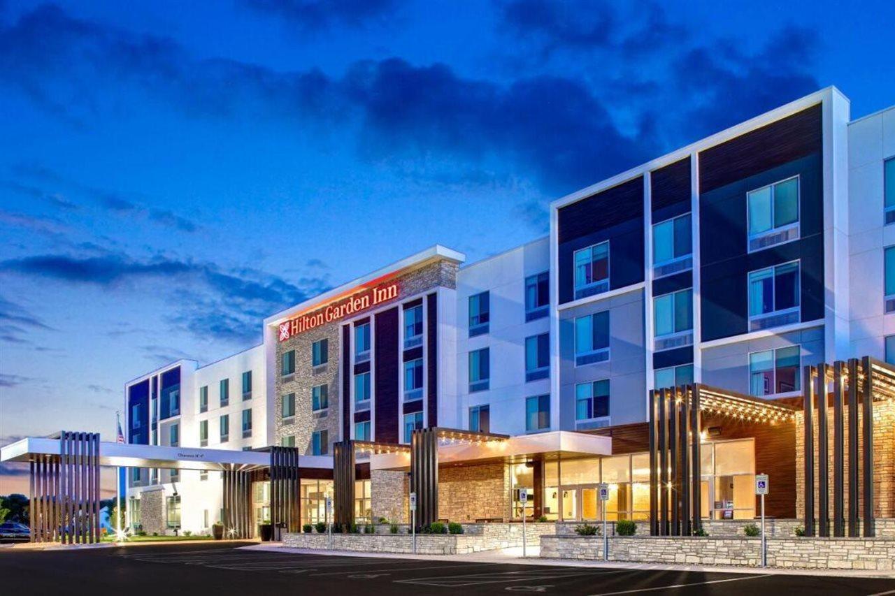 Hilton Garden Inn סידר רפידס מראה חיצוני תמונה
