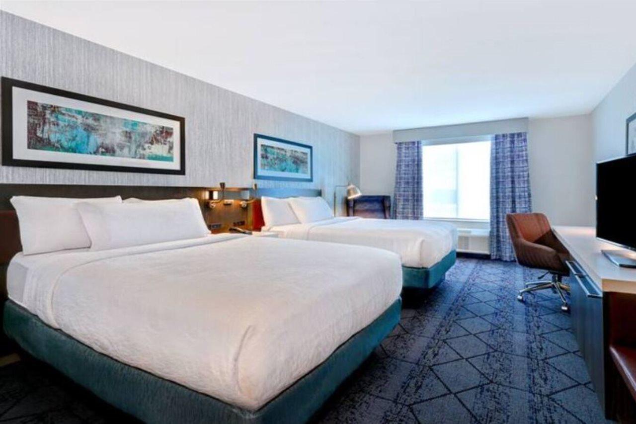 Hilton Garden Inn סידר רפידס מראה חיצוני תמונה