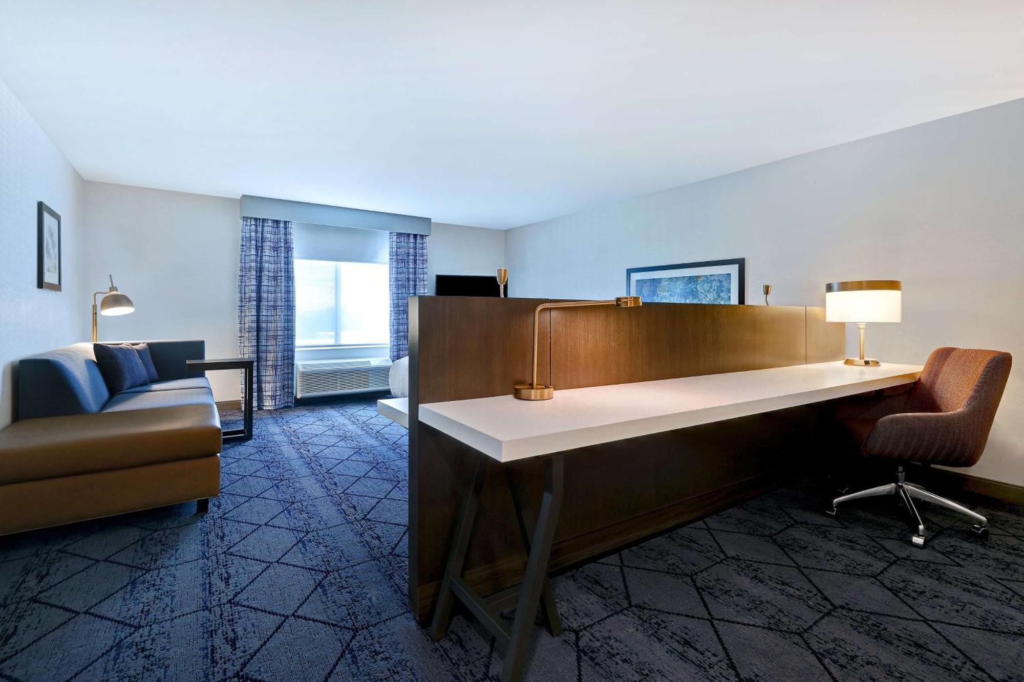 Hilton Garden Inn סידר רפידס מראה חיצוני תמונה
