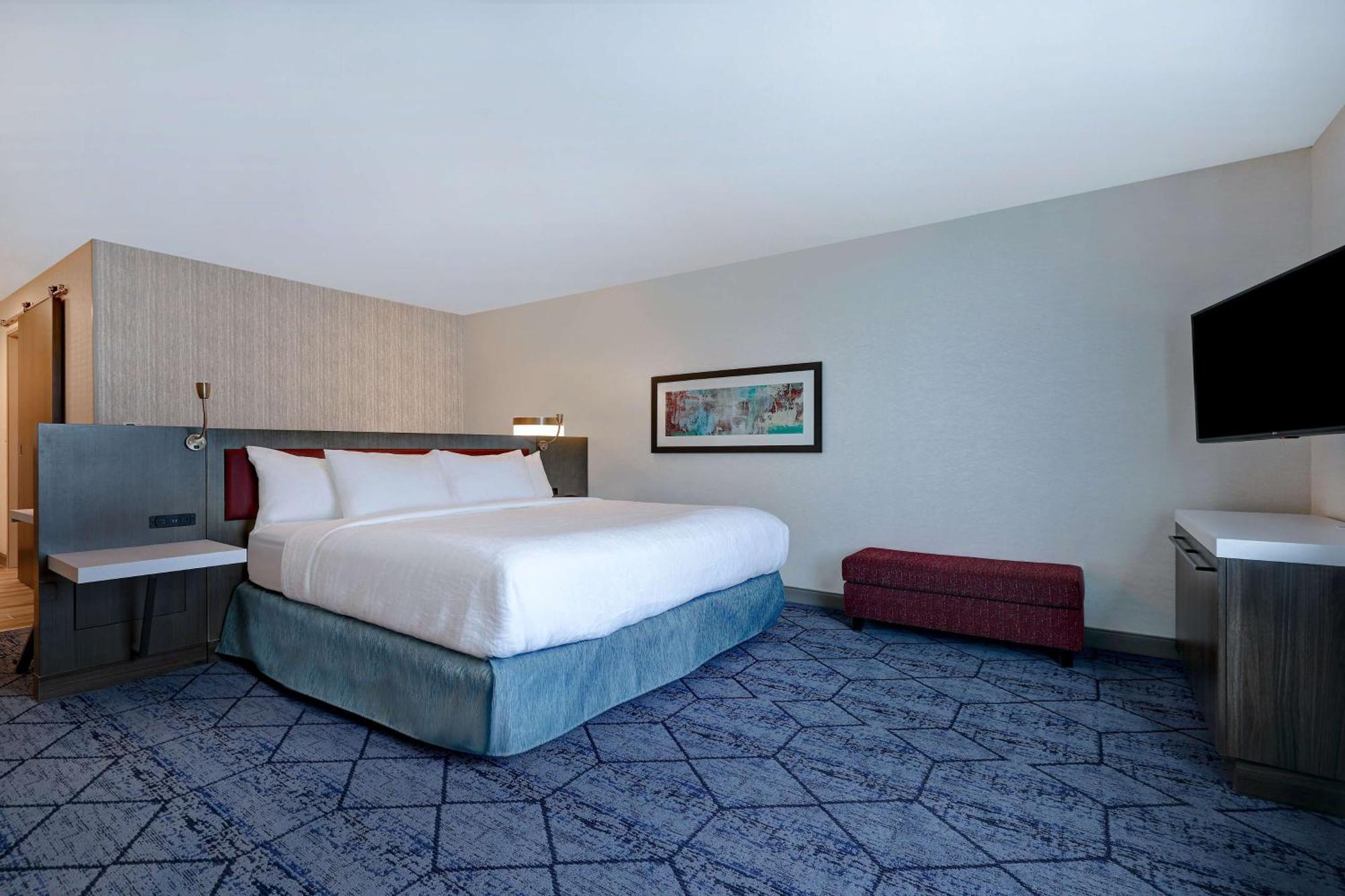 Hilton Garden Inn סידר רפידס מראה חיצוני תמונה