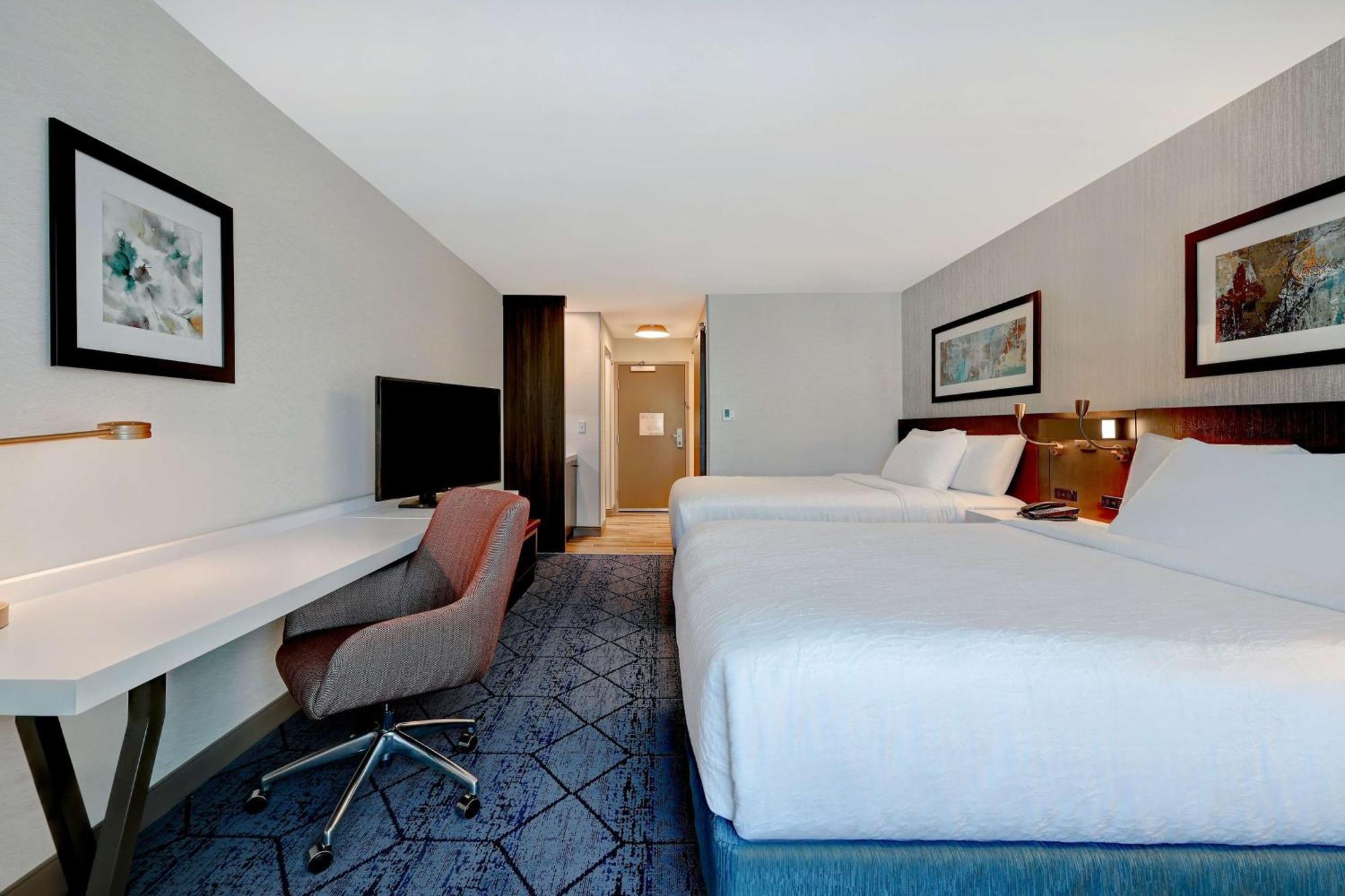 Hilton Garden Inn סידר רפידס מראה חיצוני תמונה