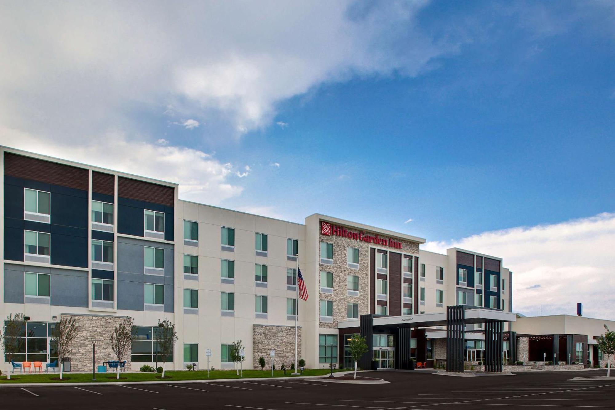 Hilton Garden Inn סידר רפידס מראה חיצוני תמונה
