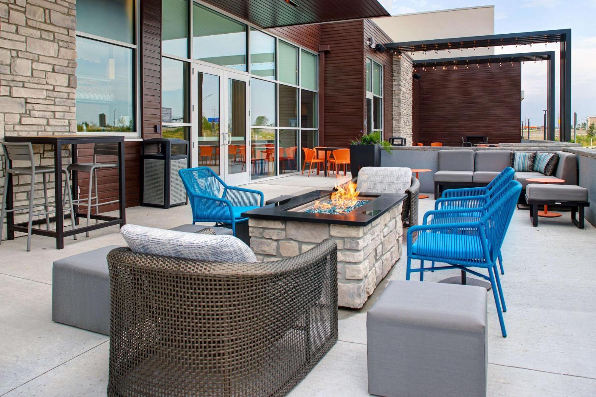 Hilton Garden Inn סידר רפידס מראה חיצוני תמונה